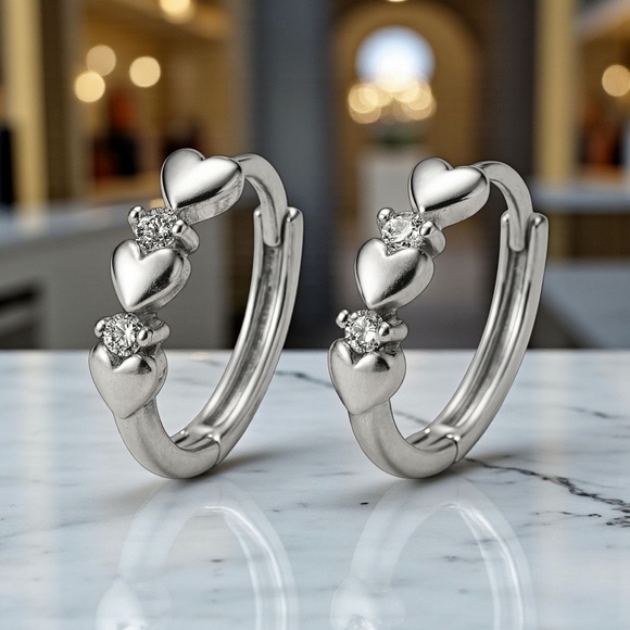 ๐๏ธMinimalist Hoop Heart Earrings S925 Sterling Silver Dainty Zirconia Gift - Picture 1 of 13